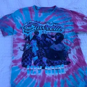 pink and blue tye dye shirt